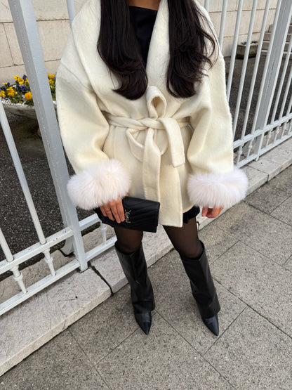 MANTEAU EN LAINE À FOURRURE