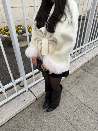 MANTEAU EN LAINE À FOURRURE