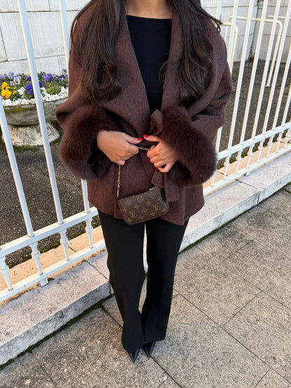 MANTEAU EN LAINE À FOURRURE