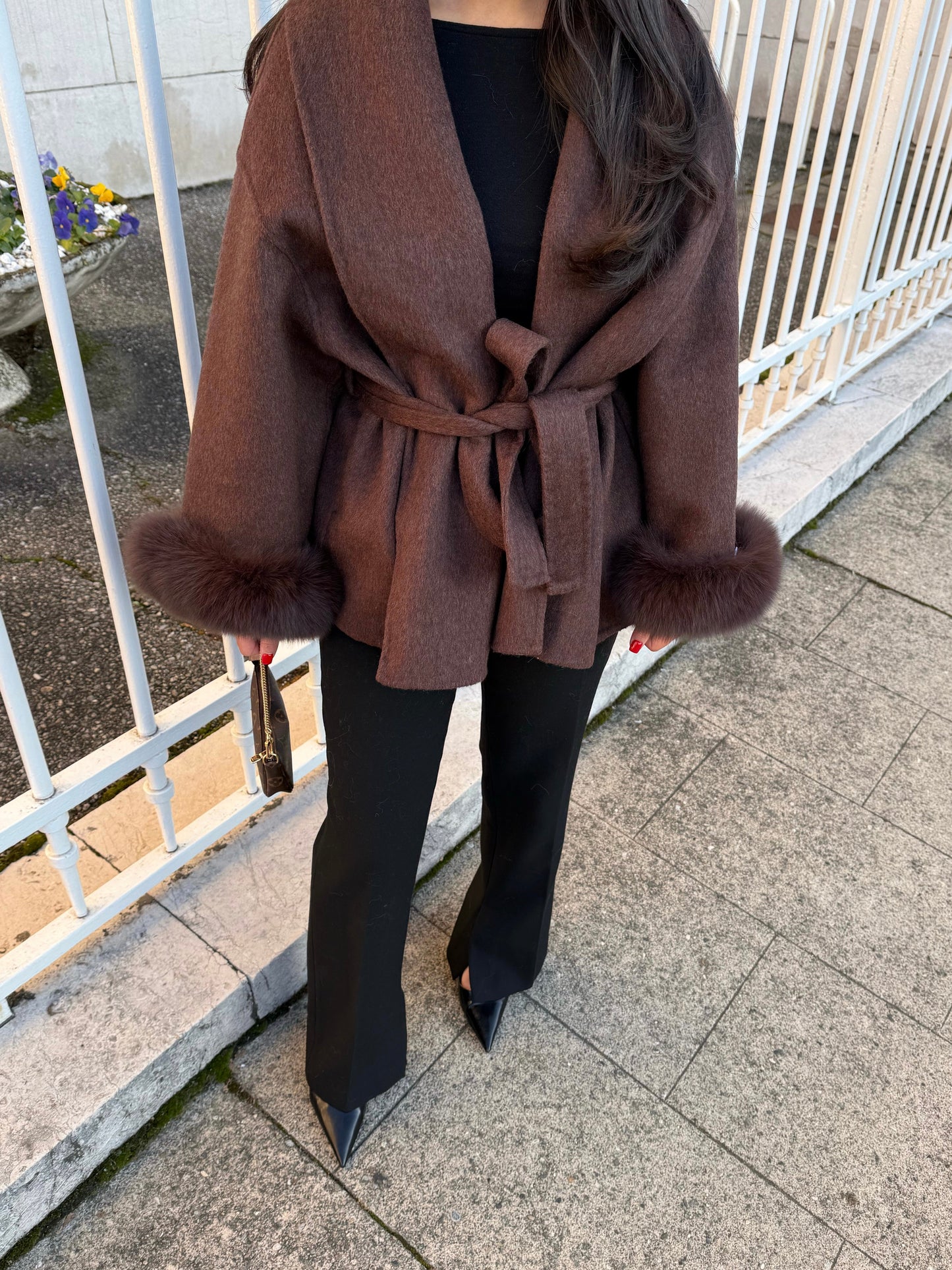 MANTEAU EN LAINE À FOURRURE